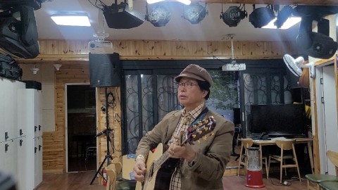 엉클스토리 썸네일